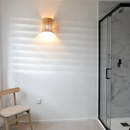 A Pineta - Piscine & Privee Apartament